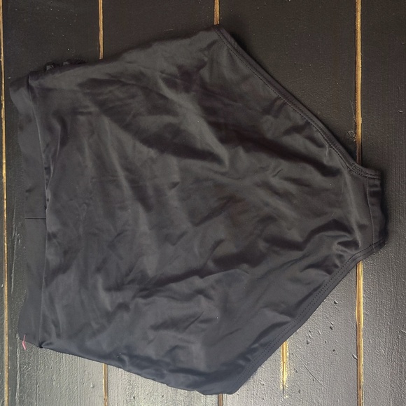 COCOSHIP Elegant Black Swimwear - Picture 7 of 10